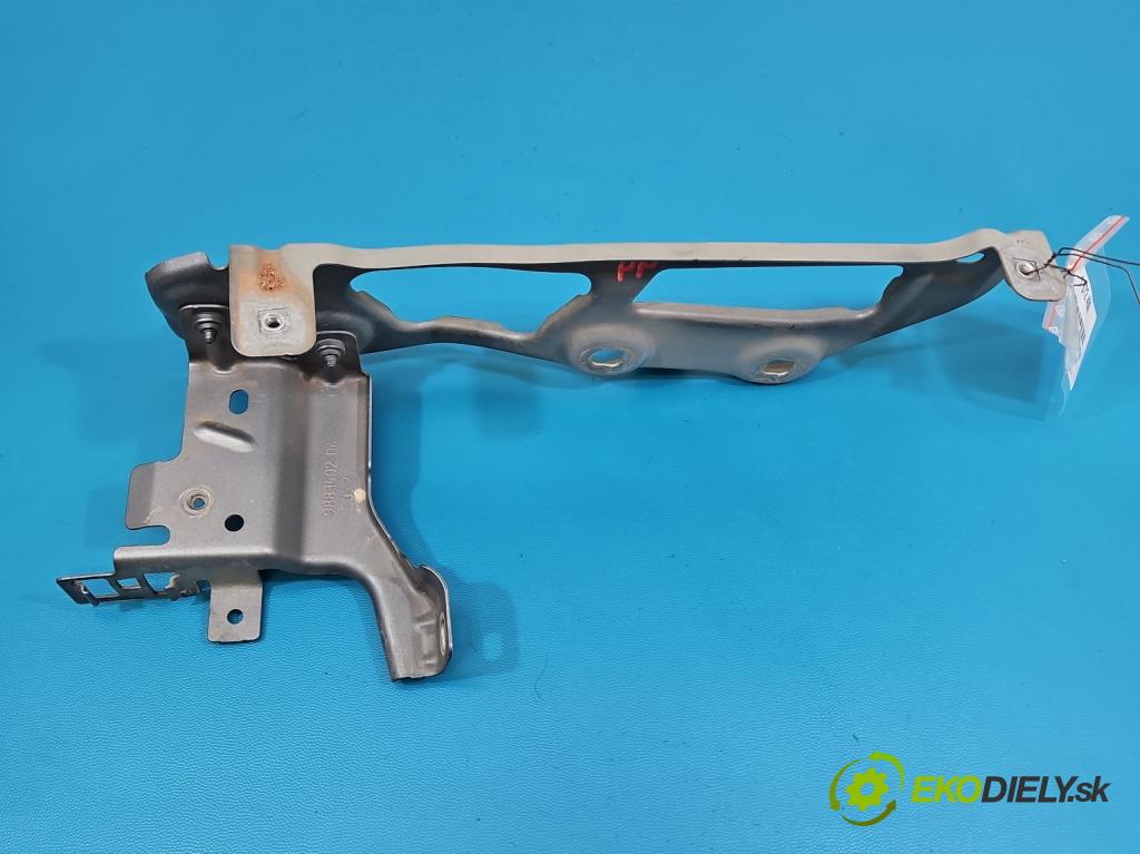 Bmw iX1 U11 0.0 elektrický: 272 hp automatic 200 kW 1 cm3 5- Upevnění: 9883402