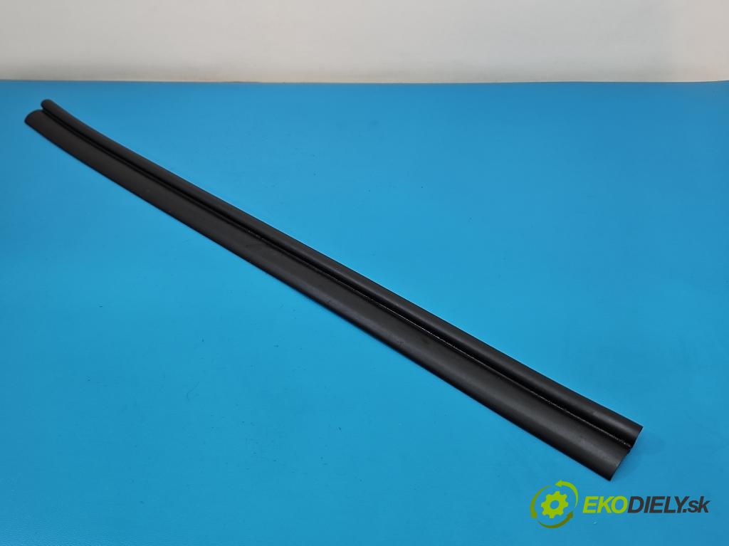 Bmw iX1 U11 0.0 elektrický: 272 hp automatic 200 kW 1 cm3 5- Těsnění: 9883422