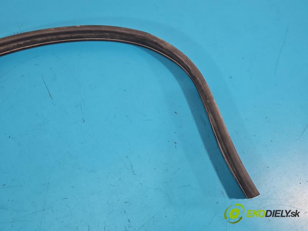 Bmw iX1 U11 0.0 elektrický: 272 hp automatic 200 kW 1 cm3 5- Těsnění: 9883425