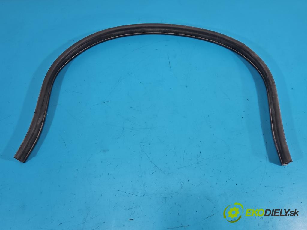 Bmw iX1 U11 0.0 elektrický: 272 hp automatic 200 kW 1 cm3 5- Těsnění: 9883425