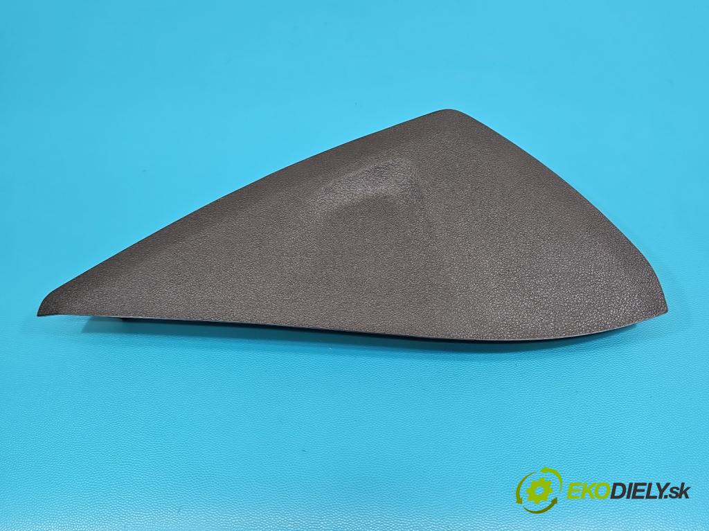 Bmw iX1 U11 0.0 elektrický: 272 HP automatic 200 kW 1 cm3 5- kryt plast 9461468