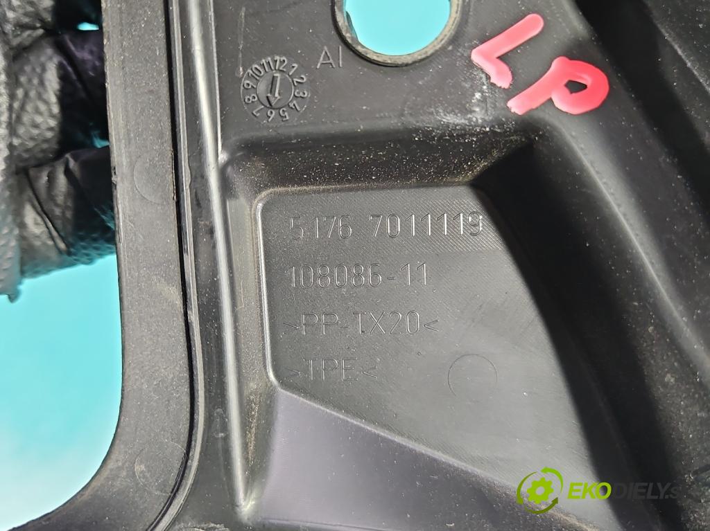 Bmw iX1 U11 0.0 elektrický: 272 HP automatic 200 kW 1 cm3 5- kryt plast 7011119