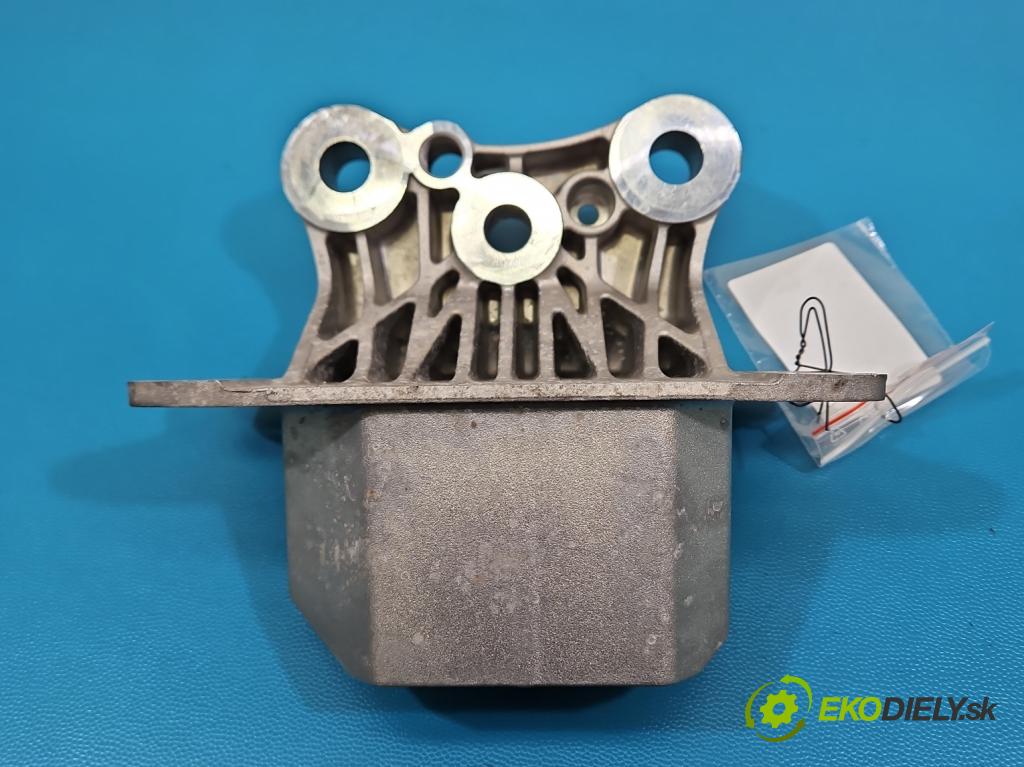 Bmw iX1 U11 0.0 elektrický: 272 HP automatic 200 kW 1 cm3 5- držiak motora 9796438