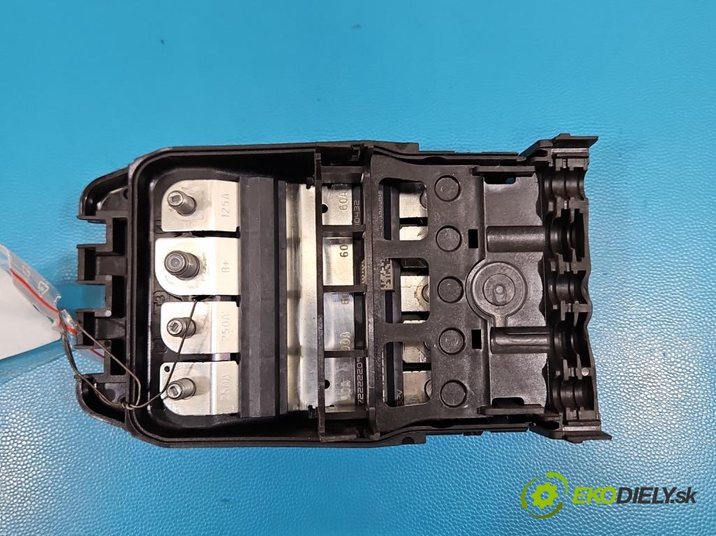 Bmw iX1 U11 0.0 elektrický: 272 HP automatic 200 kW 1 cm3 5- riadiaca jednotka ostatné 9827016