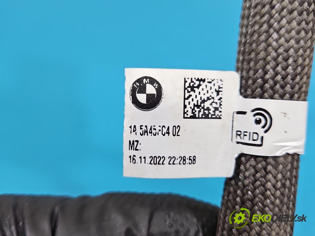 Bmw iX1 U11 0.0 elektrický: 272 HP automatic 200 kW 1 cm3 5- kontakt plusová 1A5A45FC402