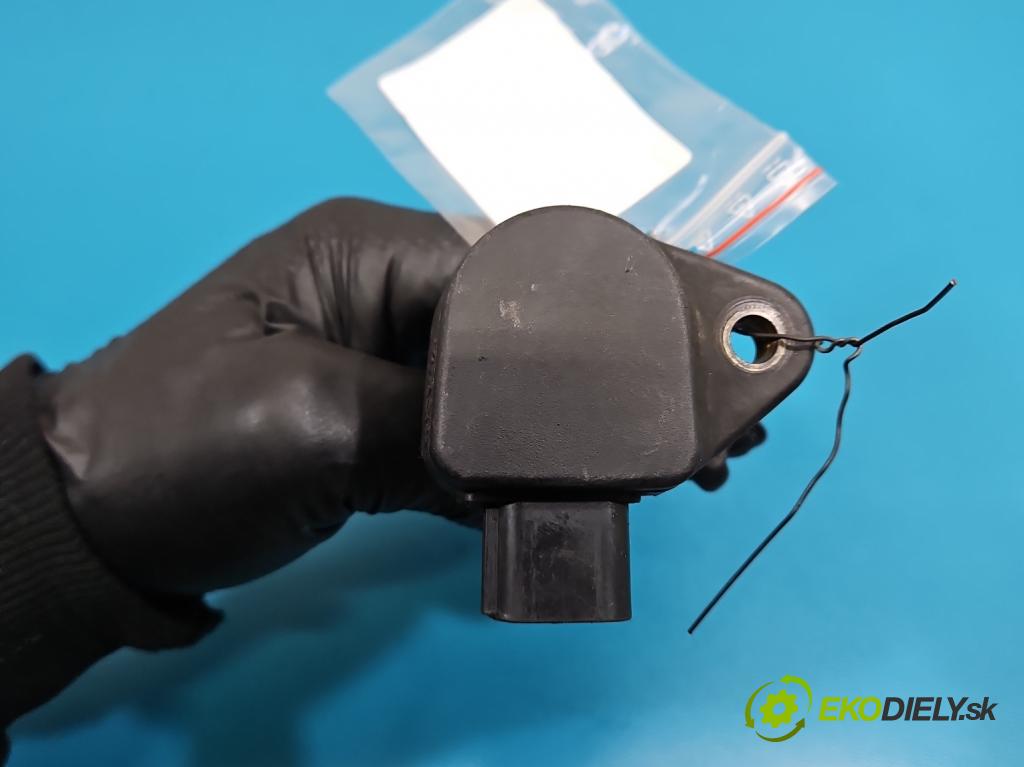 Honda Legend IV 2004-2012 3.5 V6 295KM automatic 217 kW 3471 cm3 4- cívka zapalovací CM11-207A (Zážehová cívka)