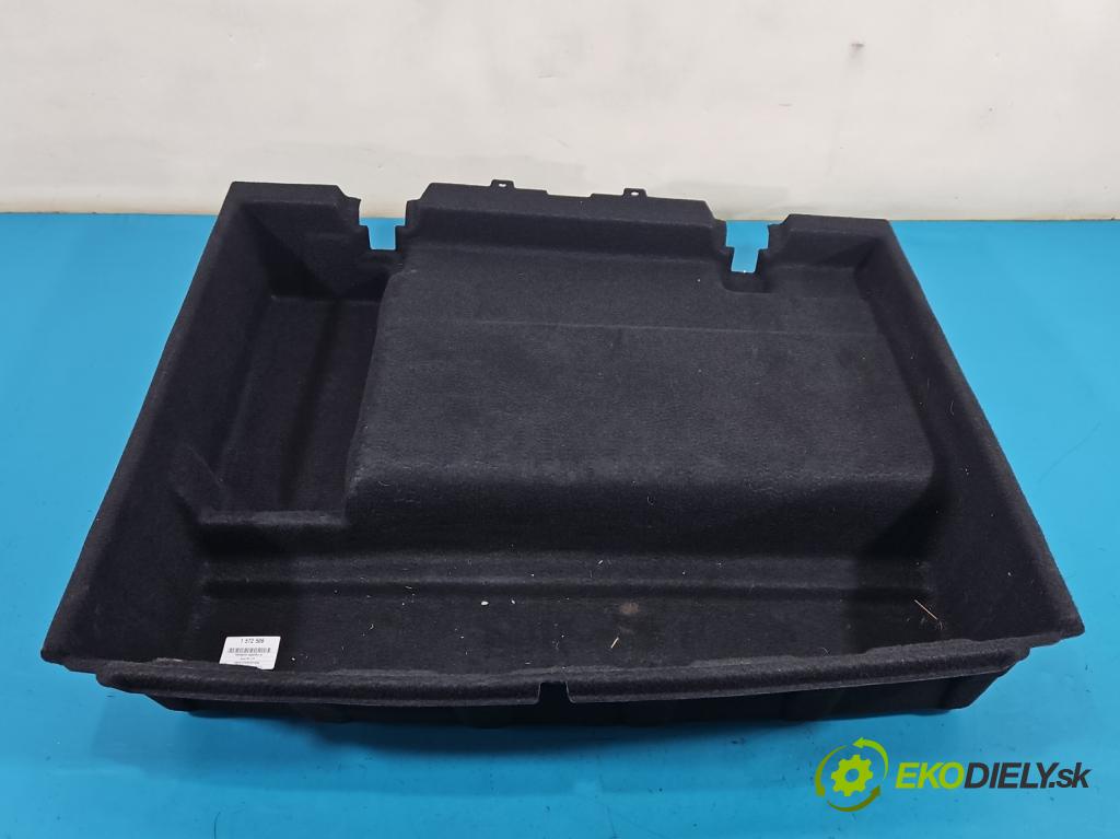 Bmw iX1 U11 0.0 elektrický: 272 HP automatic 200 kW 1 cm3 5- koberec do auta kufra: 9462966