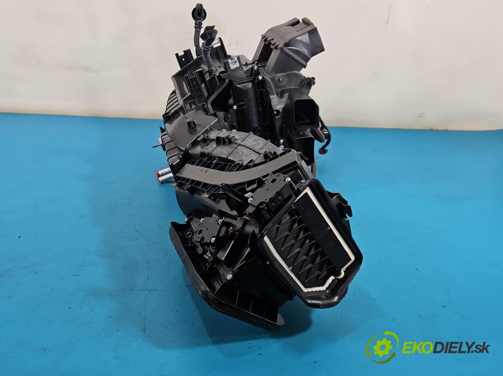Audi A4 B9 2015-2024 2.0 TDI 190 HP automatic 140 kW 1968 cm3 5- radiator 8W1820001J (Radiátor kúrenia)