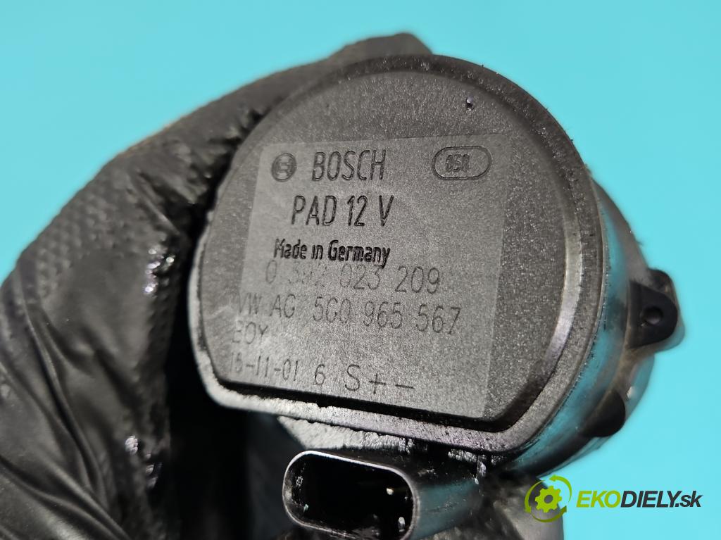 Vw Passat B8 2014 - 2.0 tdi 150 HP automatic 110 kW 1968 cm3 5- pompa obehu voda: 5G0965567