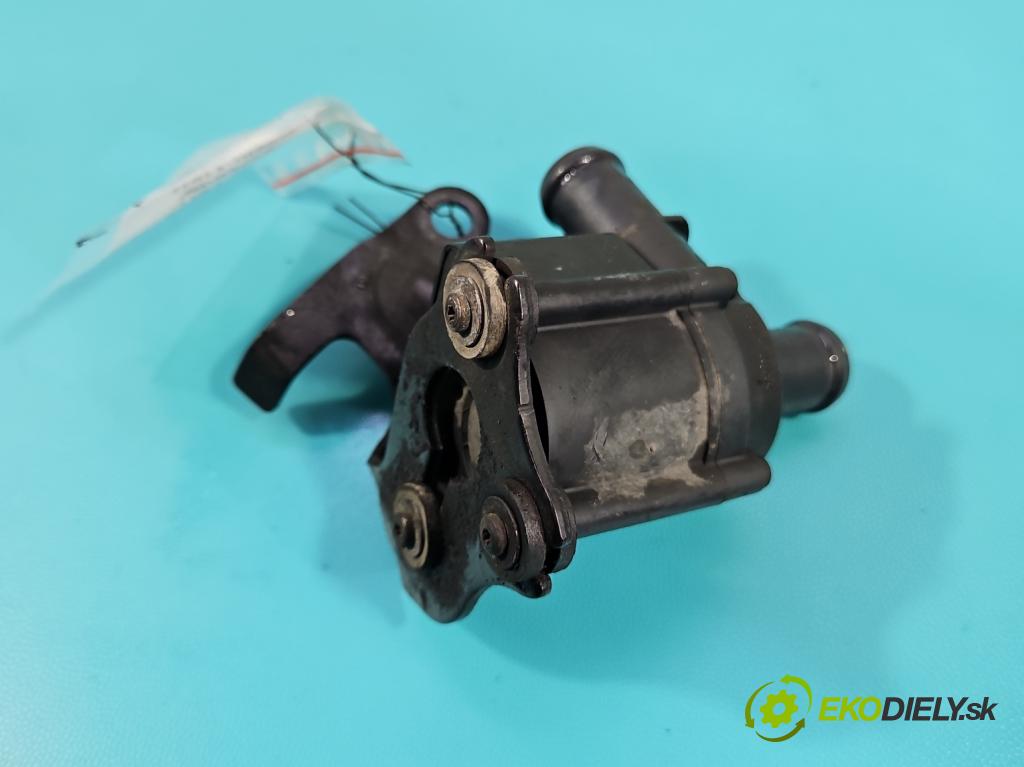 Vw Passat B8 2014 - 2.0 tdi 150 HP automatic 110 kW 1968 cm3 5- pompa obehu voda: 5Q0121599Q