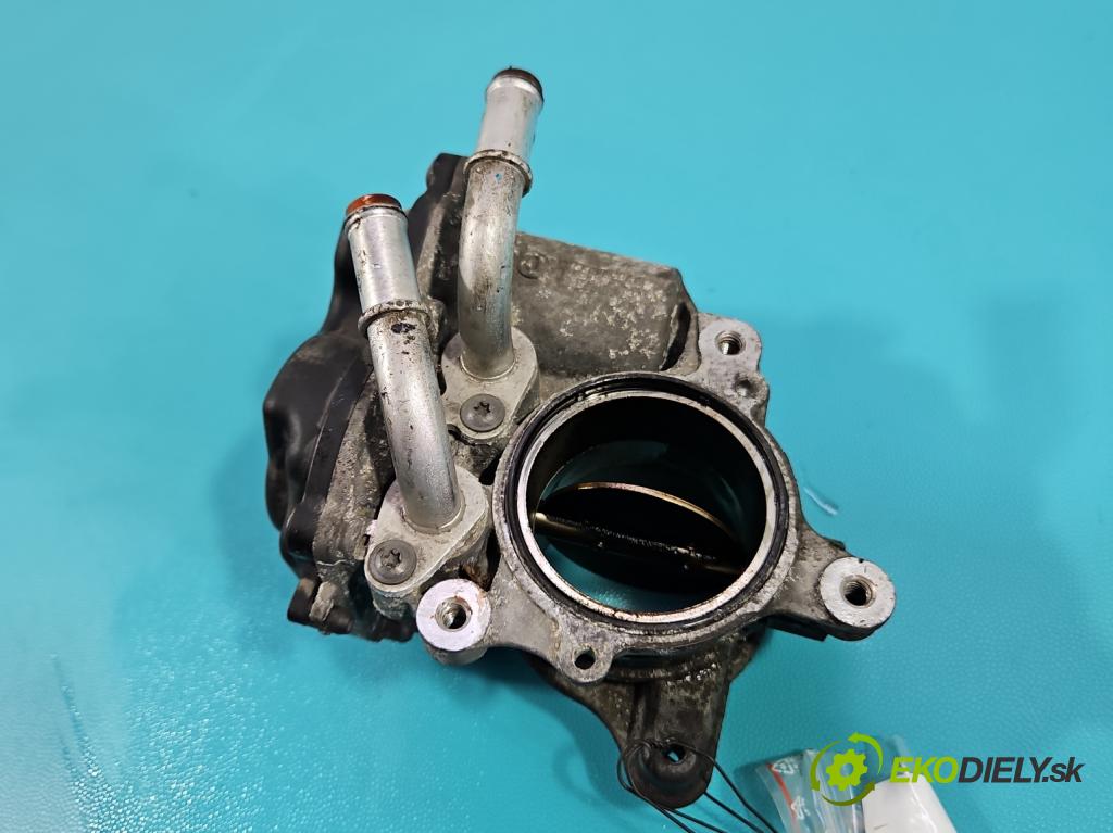 Vw Passat B8 2014 - 2.0 tdi 150 HP automatic 110 kW 1968 cm3 5- klapka 04L128059AA (Škrtiaca klapka)