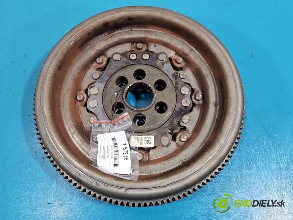 Vw Passat B8 2014 - 2.0 tdi 150 HP automatic 110 kW 1968 cm3 5- koleso hojdačka: 03L105266DE (Zotrvačník)