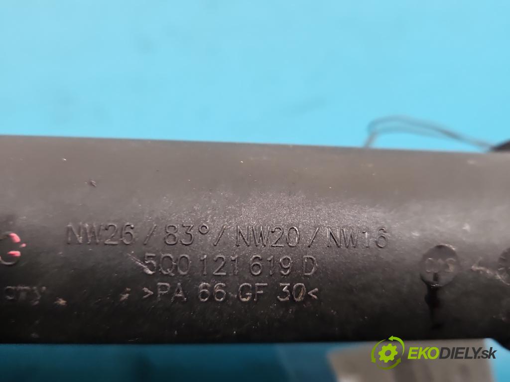 Vw Passat B8 2014 - 2.0 tdi 150 HP automatic 110 kW 1968 cm3 5- rúrka systému chladenia 5Q0121619D