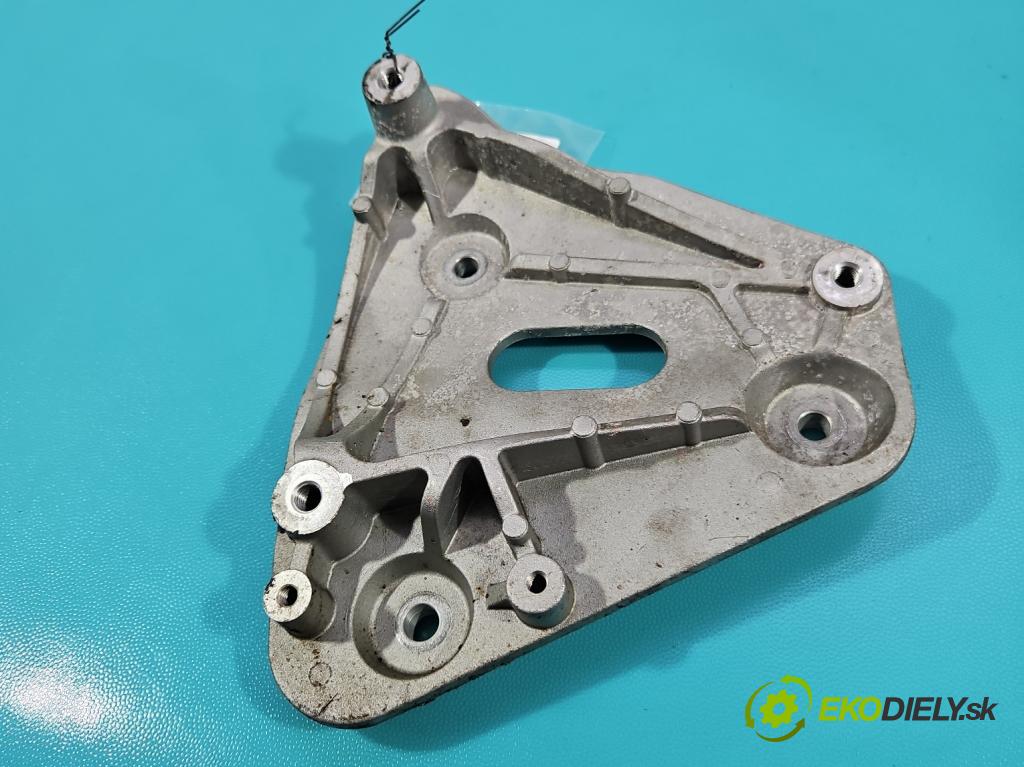 MG MG3  24- 1.5 16V 102 HP automatic 75 kW 1498 cm3 5- Upevnenie: 10720822