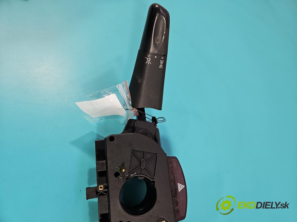 Vw LT II 1996-2006 2.5 tdi 109 HP manual 80 kW 2461 cm3 5- prepínač komplex:  (Prepínacie páčky pod volantom)