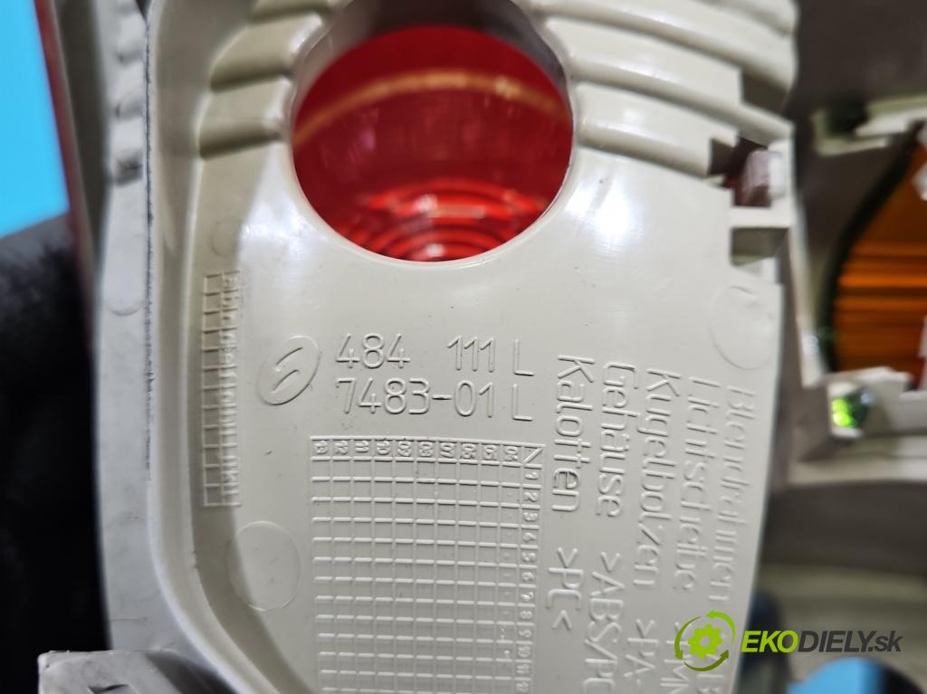 Audi A4 B7 2004-2008 3.0 tdi BKN: 204 HP automatic 150 kW 2967 cm3 5- svetlo / reflektor zadné ľavé  (Kľučka dverí ostatné)