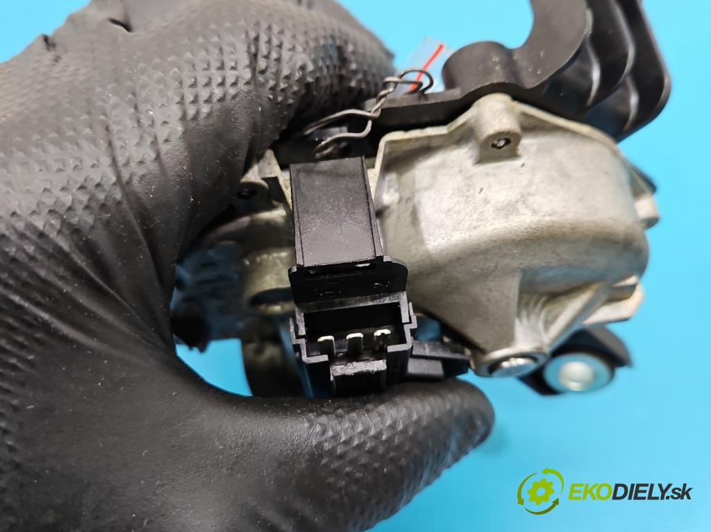 Opel Insignia A 2008-2017 2.0 cdti 160 HP manual 118 kW 1956 cm3 5- motor stieračov zadné 13227418