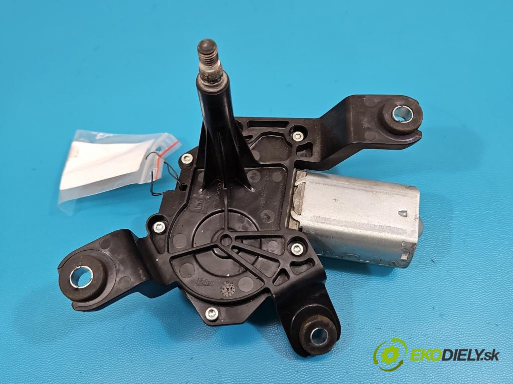 Opel Insignia A 2008-2017 2.0 cdti 160 HP manual 118 kW 1956 cm3 5- motor stieračov zadné 13227418