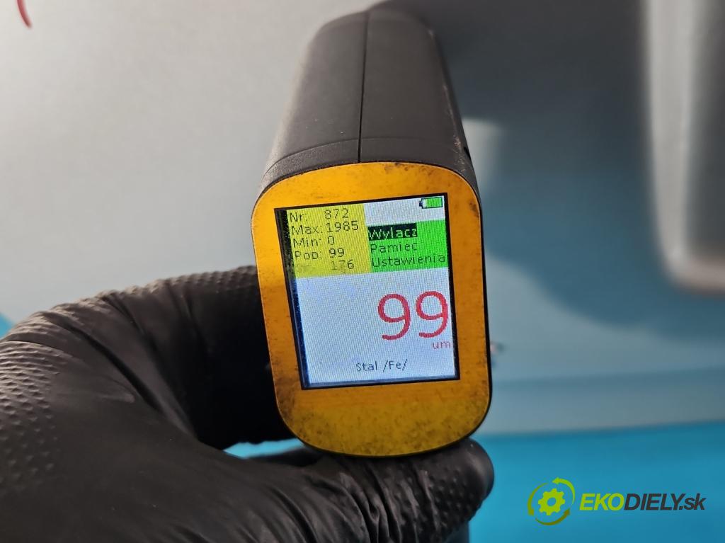 Toyota Auris II 2012-2018 1.6 16V 132  HP manual 97 kW 1598 cm3 5- zadna kufor  (Kapota zadná (kufor))