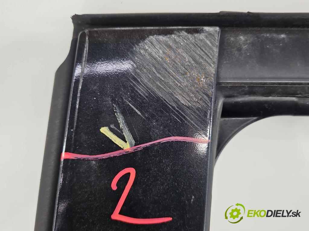 Toyota Auris II 2012-2018 1.6 16V 132 HP manual 97 kW 1598 cm3 5- dvere zadné ľavé (Kľučka dverí ostatné)