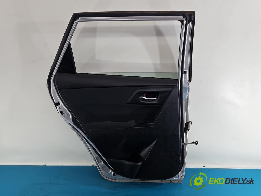 Toyota Auris II 2012-2018 1.6 16V 132 HP manual 97 kW 1598 cm3 5- dvere zadné ľavé (Kľučka dverí ostatné)