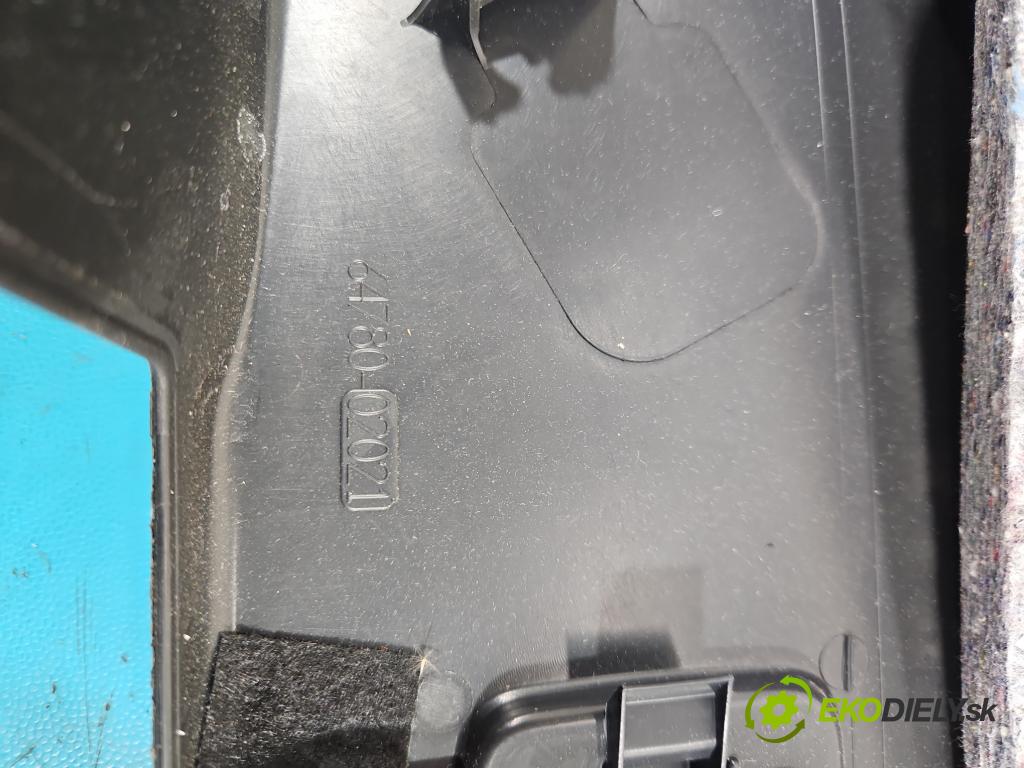 Toyota Auris II 2012-2018 1.6 16V 132  HP manual 97 kW 1598 cm3 5- Čalounictví: kufrové dvere 08824