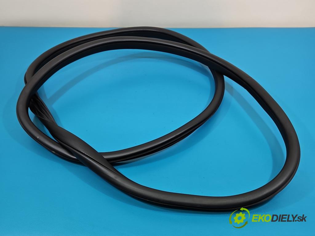 MG MG3  24- 1.5 16V 102 hp automatic 75 kW 1498 cm3 5- Těsnění: dveře zadní pravé  (Karoserie ostatní)