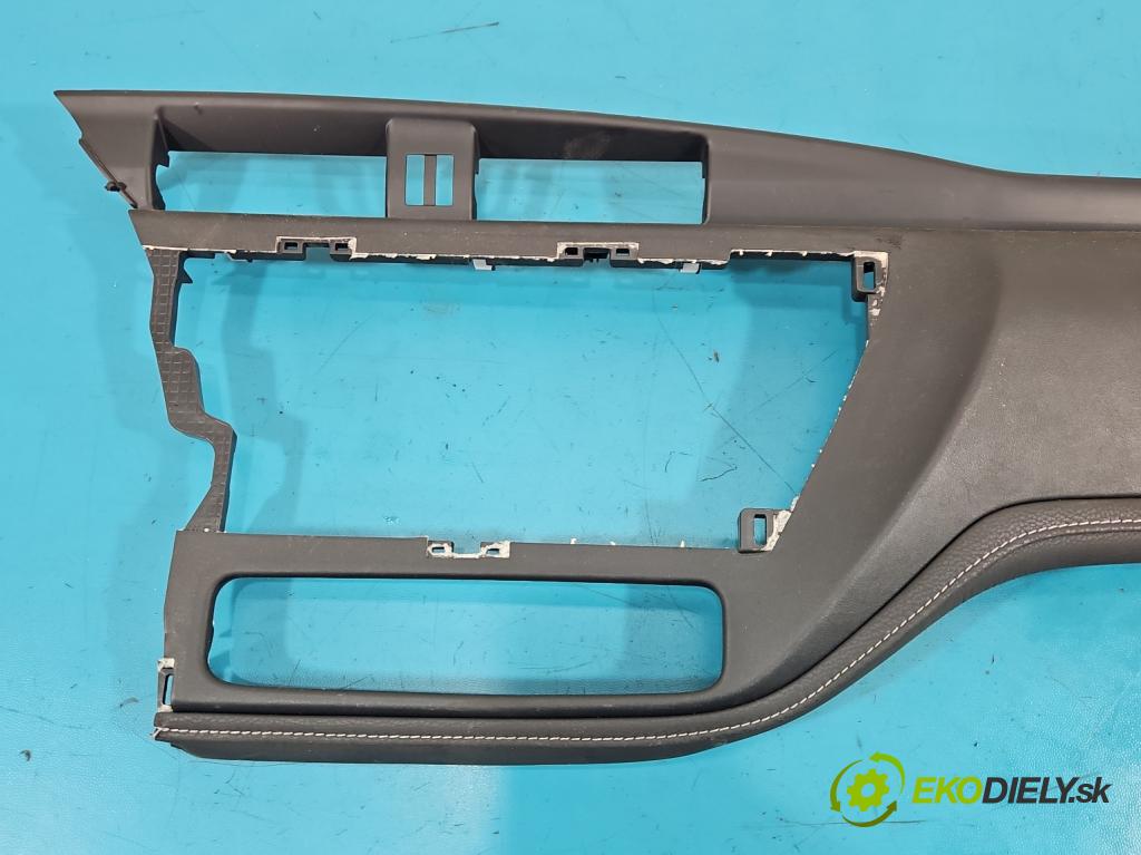 Toyota Auris II 2012-2018 1.6 16V 132  HP manual 97 kW 1598 cm3 5- lišta ozdobná vnitŕní: 55403-02230
