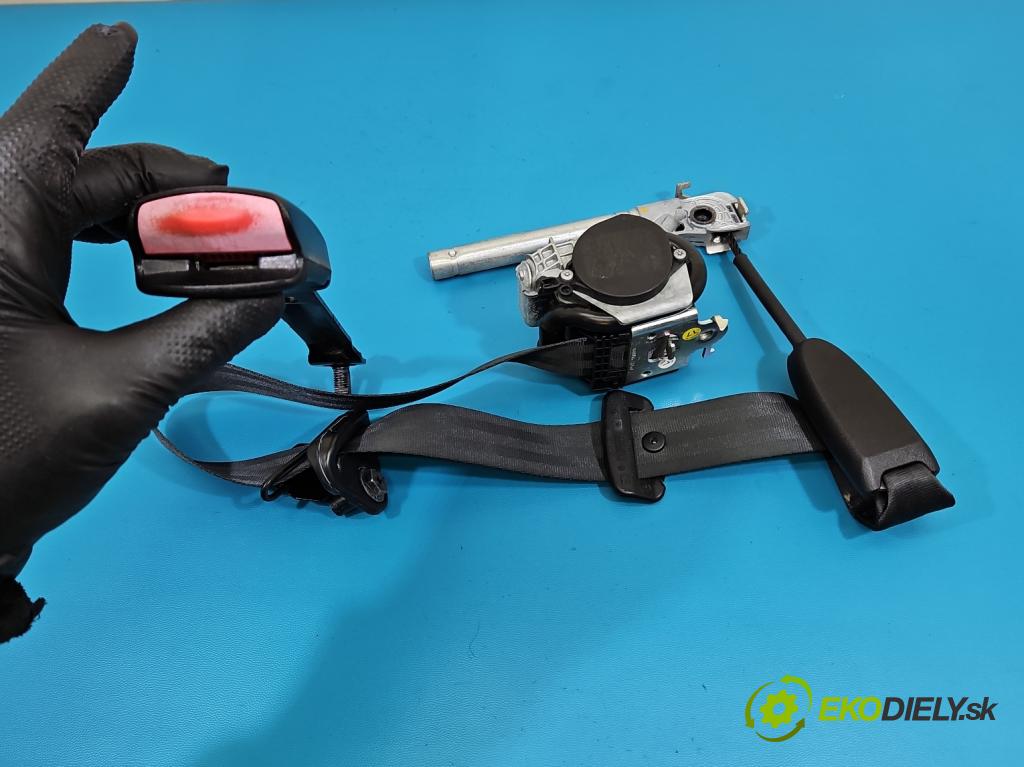 Renault Megane III 2008-2016 2.0 Tce 179KM manual 132 kW 1998 cm3 5- pas bezpečnosť: predné pravý