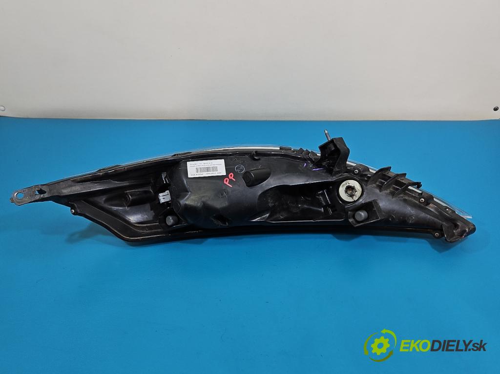 Nissan Juke I 2010-2019 1.5 dci K9K 110 HP manual 81 kW 1461 cm3 5- Reflektor: pravý FACM0110000UK (Svetlo predné pravé)