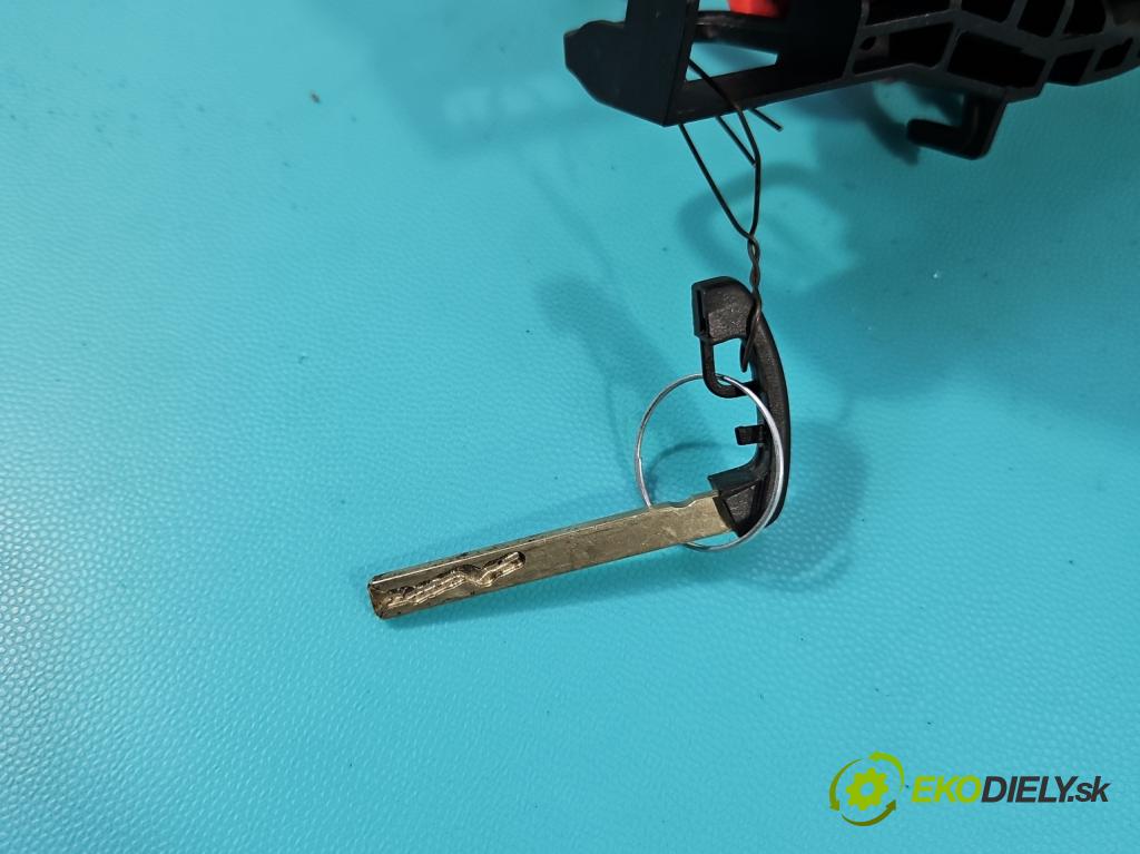 Bmw 3 F30 2011-2018 2.0d N47D20 184hp automatic 135 kW 1995 cm3 5- rukoväť predné ľavé mimo: 7321639 (Kľučka dverí vonkajšia predná ľavá)