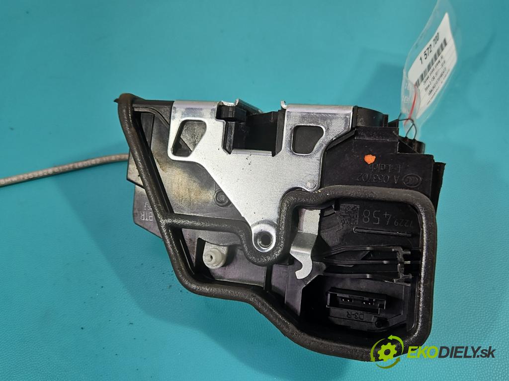 Bmw 3 F30 2011-2018 2.0d N47D20 184hp automatic 135 kW 1995 cm3 5- zámok predné pravý 7229458