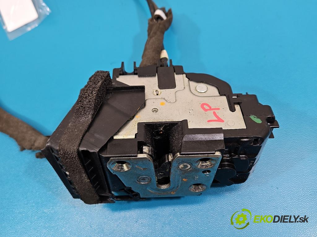 Nissan Juke I 2010-2019 1.5 dci K9K 110 HP manual 81 kW 1461 cm3 5- zámok predné ľavý