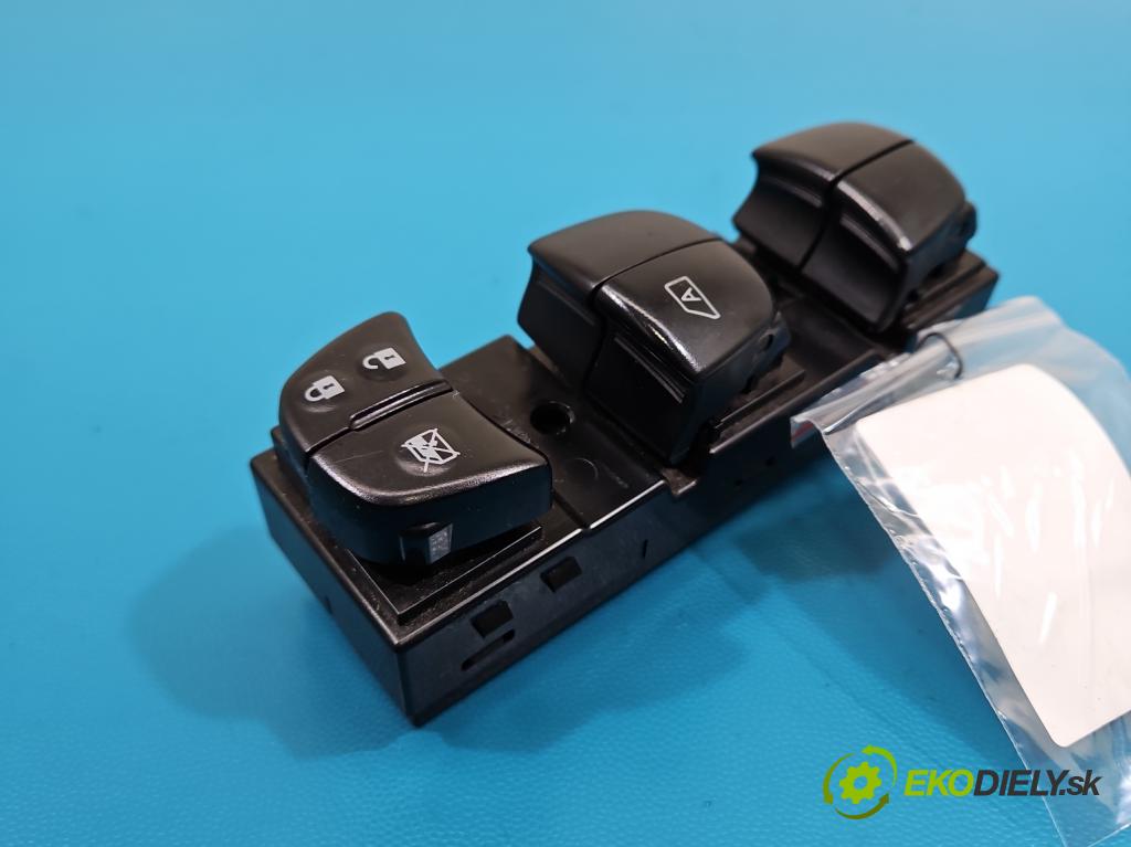 Nissan Juke I 2010-2019 1.5 dci K9K 110 HP manual 81 kW 1461 cm3 5- prepínač okien spätných zrkadiel 25401-1KA5E