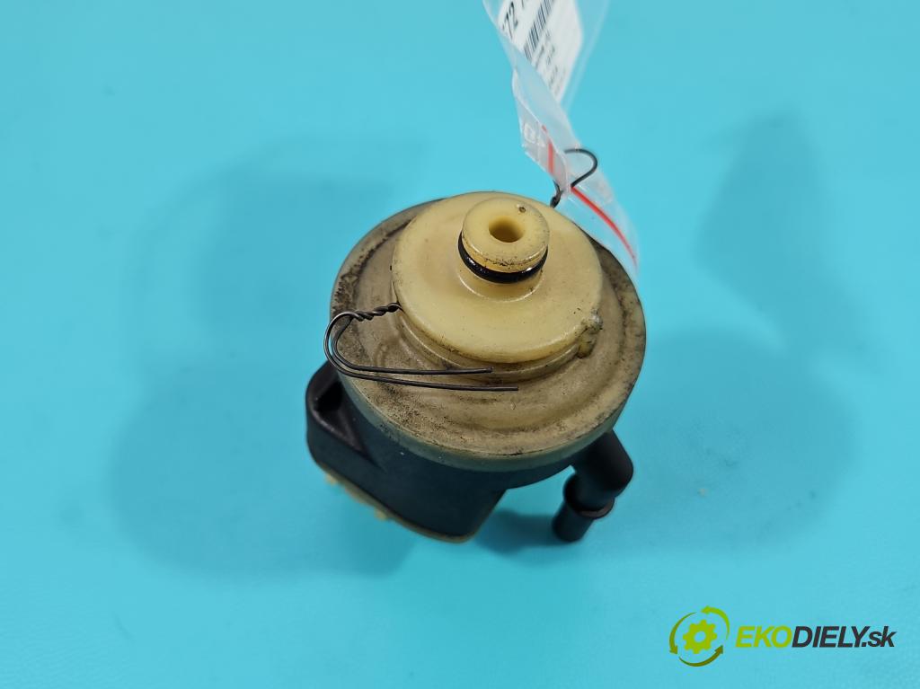 Bmw 3 F30 2011-2018 2.0d N47D20 184hp automatic 135 kW 1995 cm3 5- Ohrievač: palivo 8572521