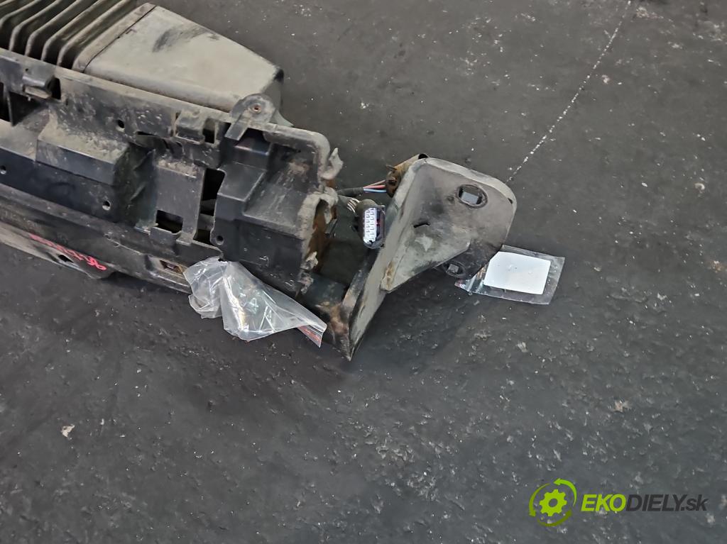 Bmw 3 F30 2011-2018 2.0d N47D20 184hp automatic 135 kW 1995 cm3 5- Hák: vlečení: 6873703 (Ťažné zariadenie)