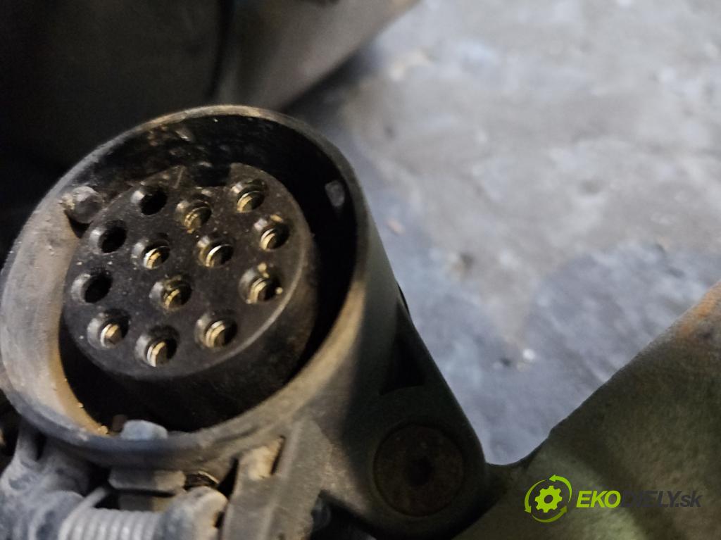 Bmw 3 F30 2011-2018 2.0d N47D20 184hp automatic 135 kW 1995 cm3 5- Hák: vlečení: 6873703 (Ťažné zariadenie)