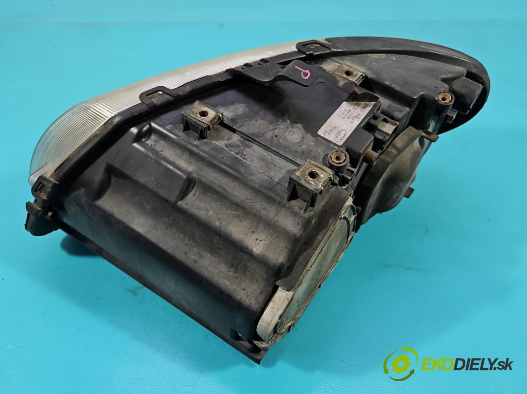 Chrysler Voyager IV 2000-2007 2.8 crd: 150 HP automatic 110 kW 2776 cm3 5- Reflektor: pravý 04857830ACI (Svetlo predné pravé)