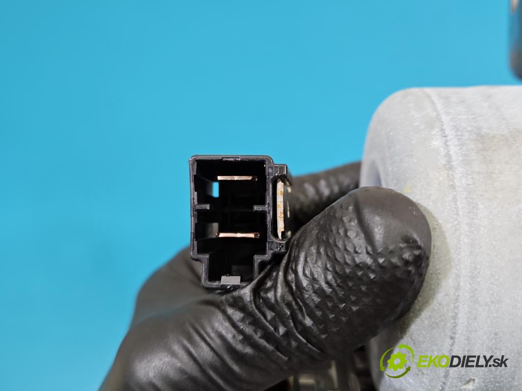 Nissan Juke I 2010-2019 1.5 dci 110 HP manual 81 kW 1461 cm3 5- čerpadlo posilovač 48810BA66B (Servočerpadlo)