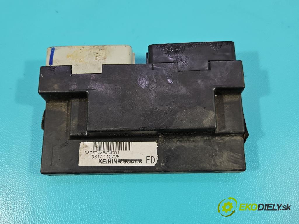 Honda VFR 800 1998-2001 0.8b 109 HP manual 80 kW 781 cm3 2- riadiaca jednotka motora 38770-MBG-D01