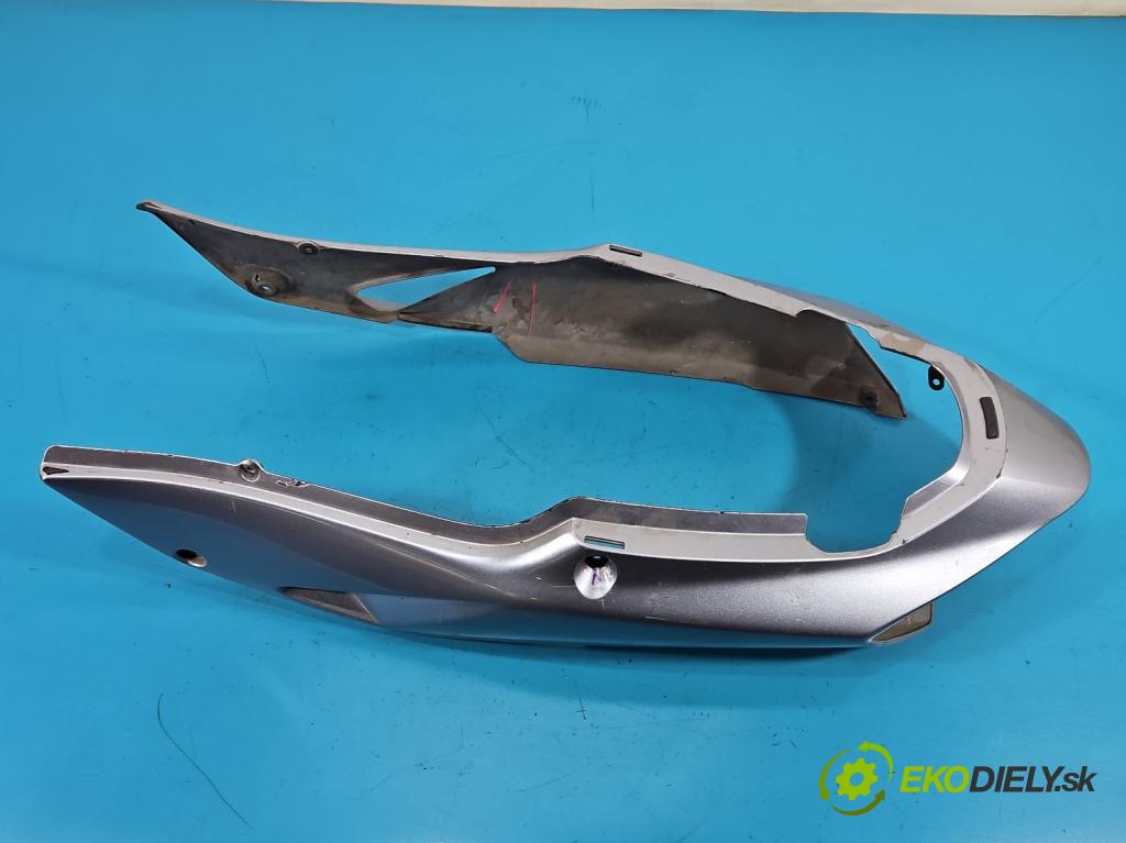 Honda VFR 800 1998-2001 0.8b 109 hp manual 80 kW 781 cm3 2- kryt plastová 