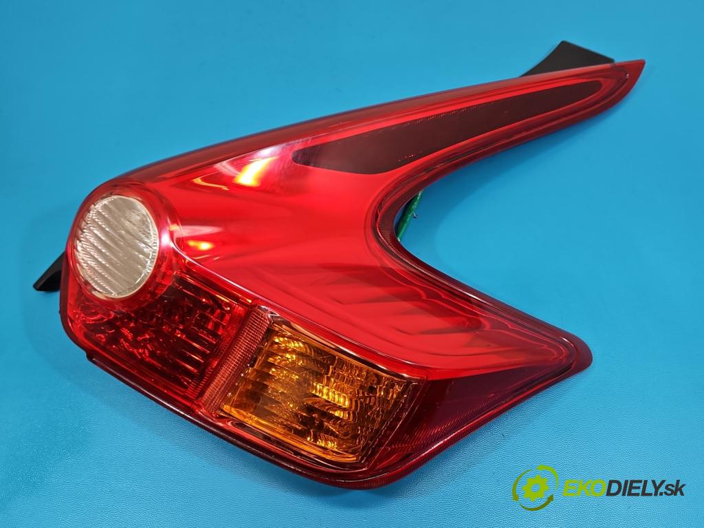 Nissan Juke I 2010-2019 1.5 dci K9K 110 HP manual 81 kW 1461 cm3 5- svetlo / reflektor zadné pravé  (Kľučka dverí ostatné)