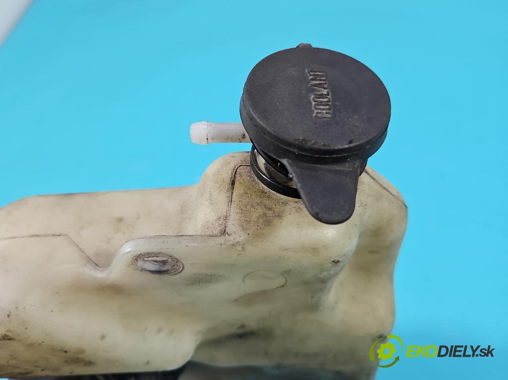 Honda VFR 800 1998-2001 0.8b 109 HP manual 80 kW 781 cm3 2- Nádrž: kompenzačné: