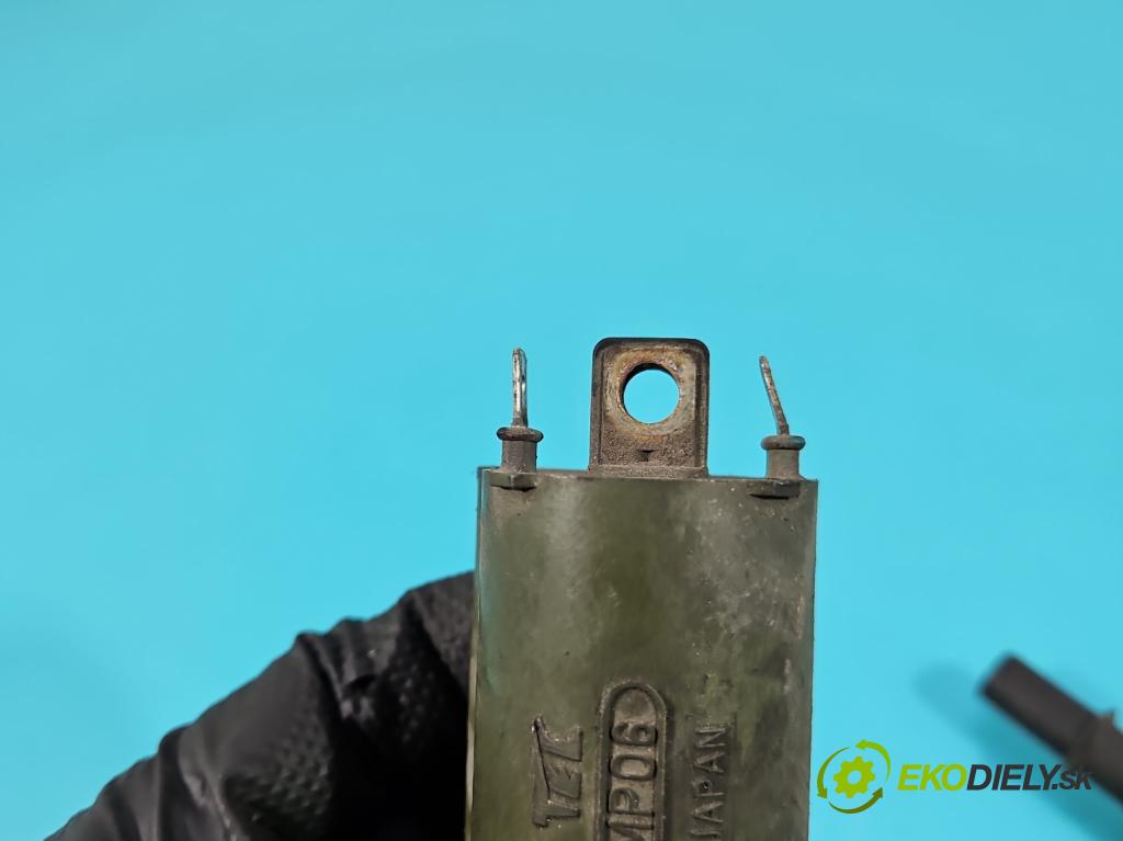 Honda VFR 800 1998-2001 0.8b 109 HP manual 80 kW 781 cm3 2- cievka zapaľovacia XC05FMGC (Zapaľovacia cievka)