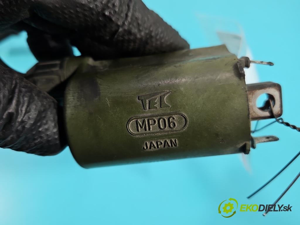 Honda VFR 800 1998-2001 0.8b 109 HP manual 80 kW 781 cm3 2- cievka zapaľovacia XC05FMGC (Zapaľovacia cievka)