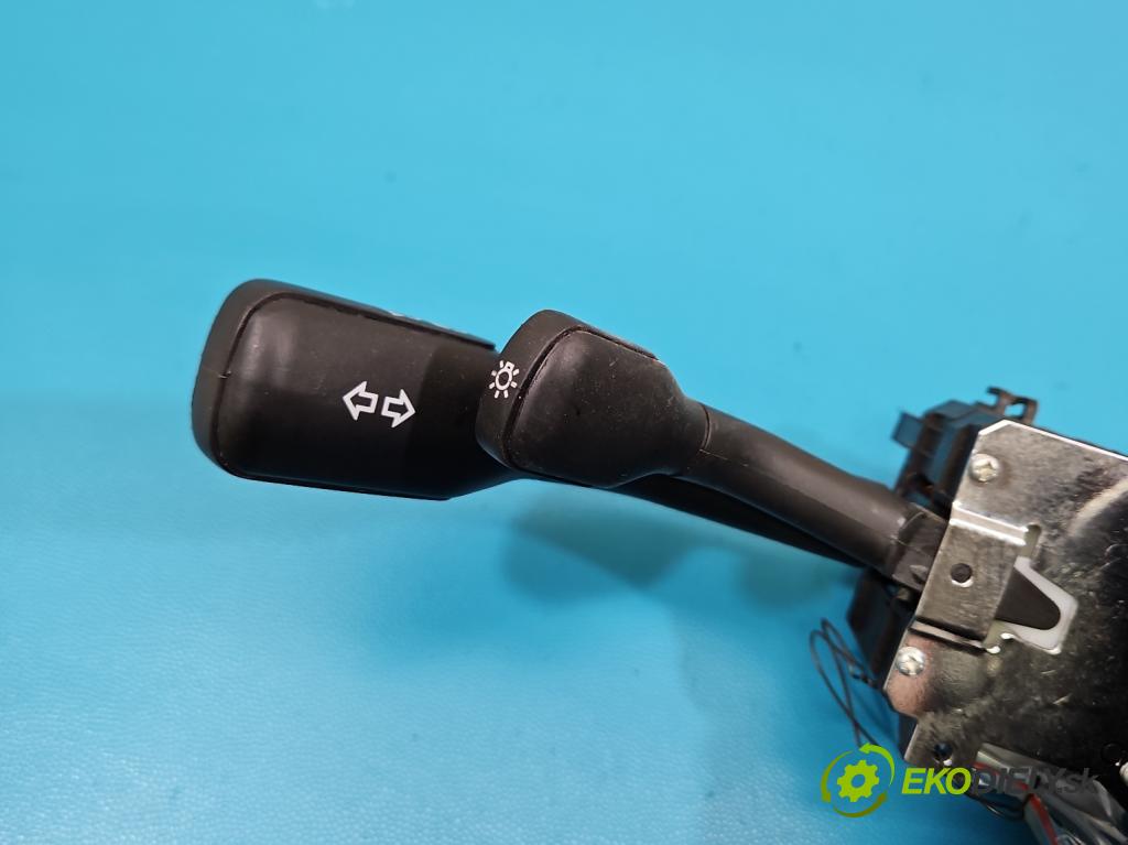 Audi 80 B4 1991-1994 1.9 tdi 90 HP manual 66 kW 1896 cm3 4- prepínač komplex: 4A0953503 (Prepínacie páčky pod volantom)