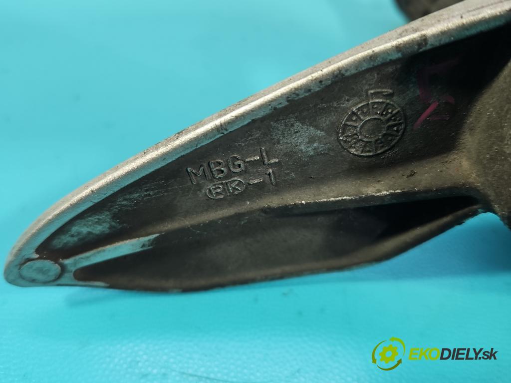 Honda VFR 800 1998-2001 0.8b 109 HP manual 80 kW 781 cm3 2- Upevnenie: