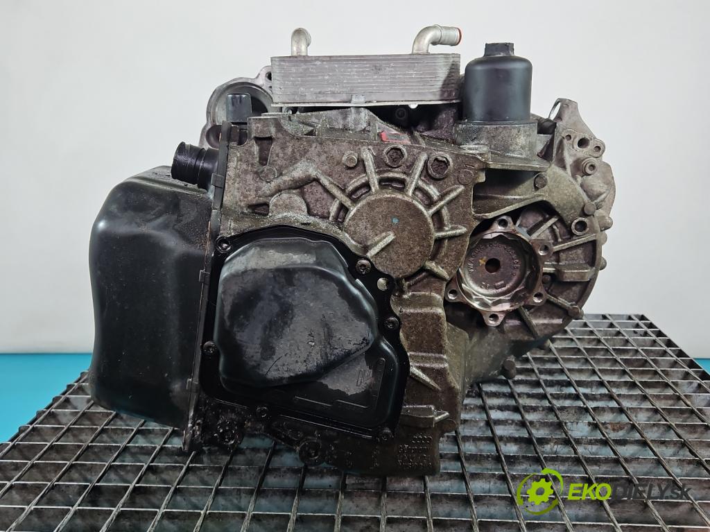 Vw Passat B8 2014 - 2.0 tdi 150 hp automatic 110 kW 1968 cm3 5- převodovka stupňová automat QMM