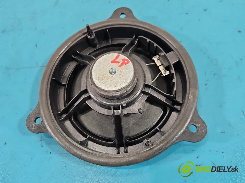 Nissan Juke I 2010-2019 1.5 dci K9K 110 HP manual 81 kW 1461 cm3 5- Reproduktor