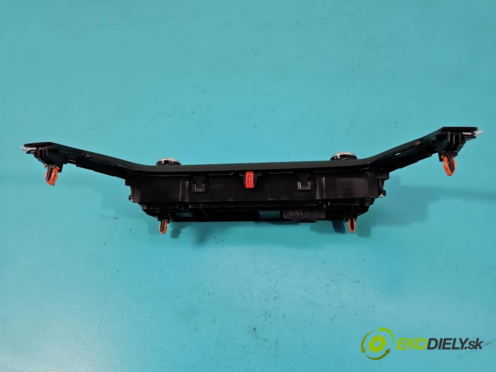 Toyota Corolla E21 2019- 1.5 12V 125 HP automatic 92 kW 1490 cm3 4- panel kúrenia 55900-02F30